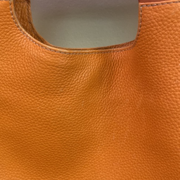 Peter Kent Buenos Aires over the shoulder leather bag - Picture 3 of 9